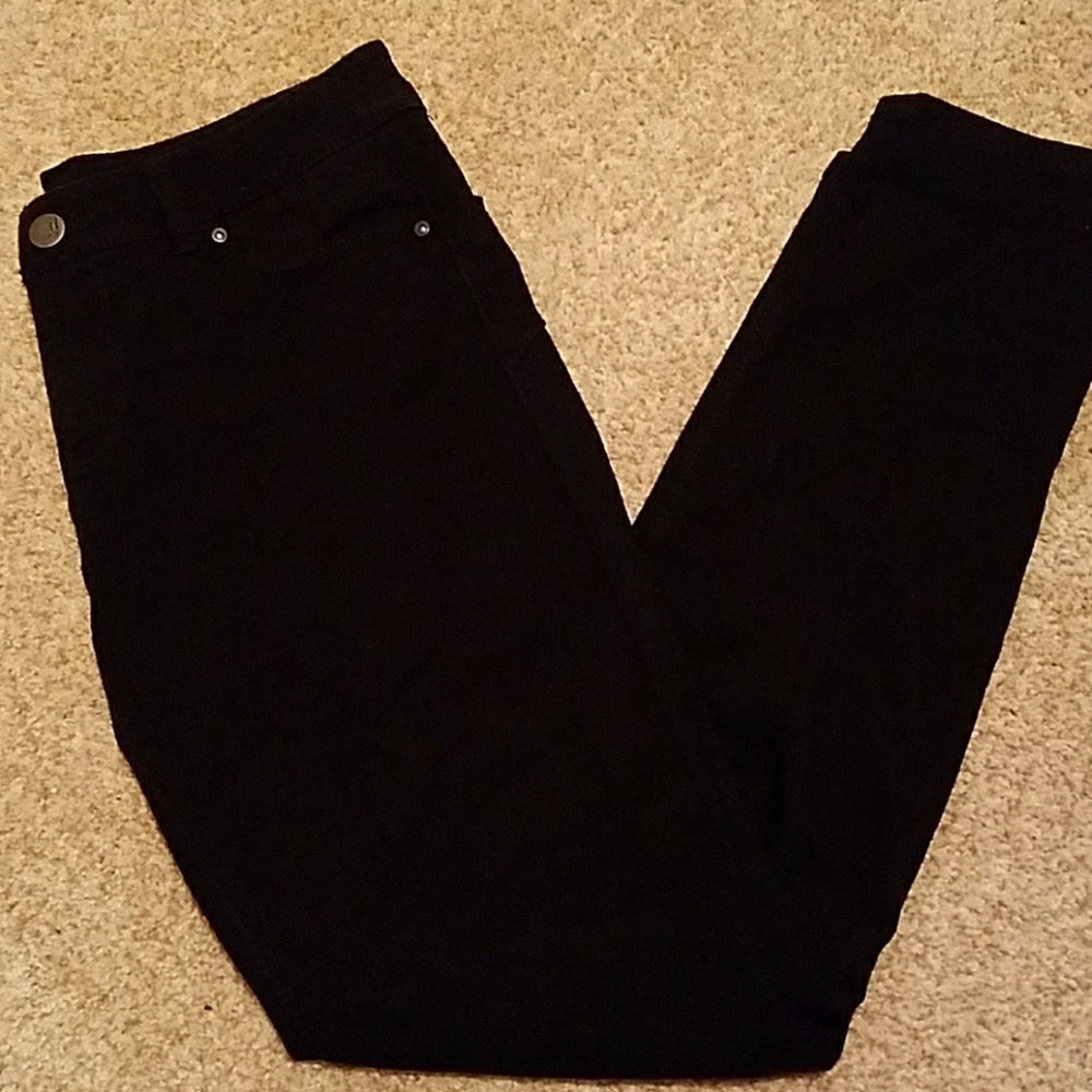 D.Jeans.  Black skinny jeans.